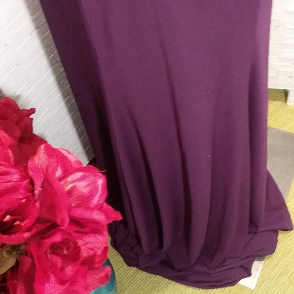 Evening Dress - Picture 11 of 12